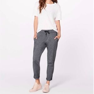 Lululemon On The Fly Pant *28" Size 6